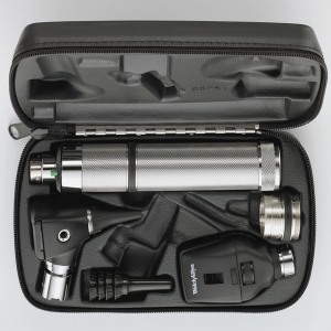 WA97150-C Estuche de Diagnóstico Recargable de Halógeno 3.5V